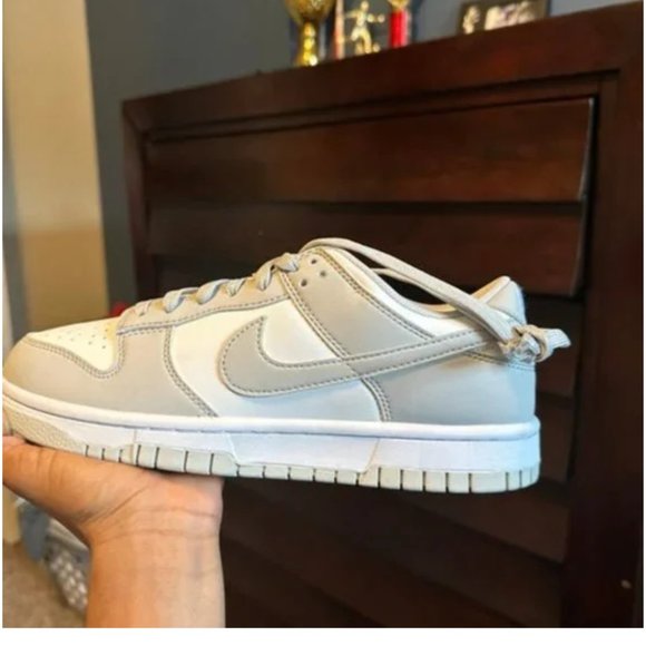 Nike Dunks Gray Women's 8.5 - Picture 3 of 3